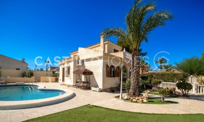 Villa - Revente - Torrevieja - El Chaparral