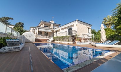 Villa - Revente - Torrevieja - La Mata
