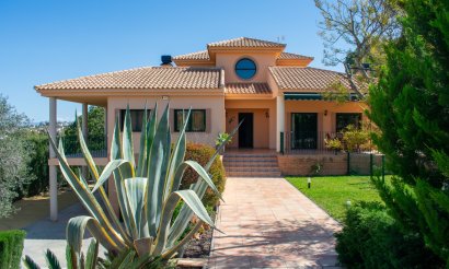 Villa / Semi detached - Resale - Alcayna - Alcayna