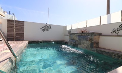 Villa / Semi detached - Resale - Daya Vieja - Daya Vieja - Town