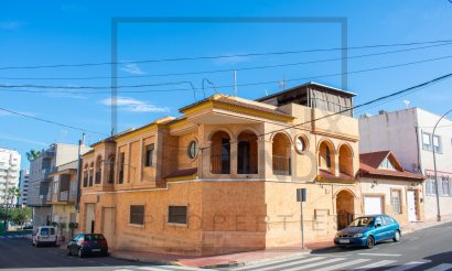 Villa / Semi detached - Resale - Guardamar del Segura - Guardamar pueblo