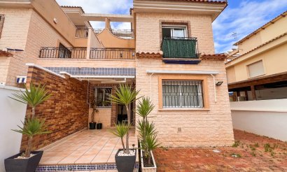 Villa / Semi detached - Resale - Pilar de la Horadada - Pilar de la Horadada