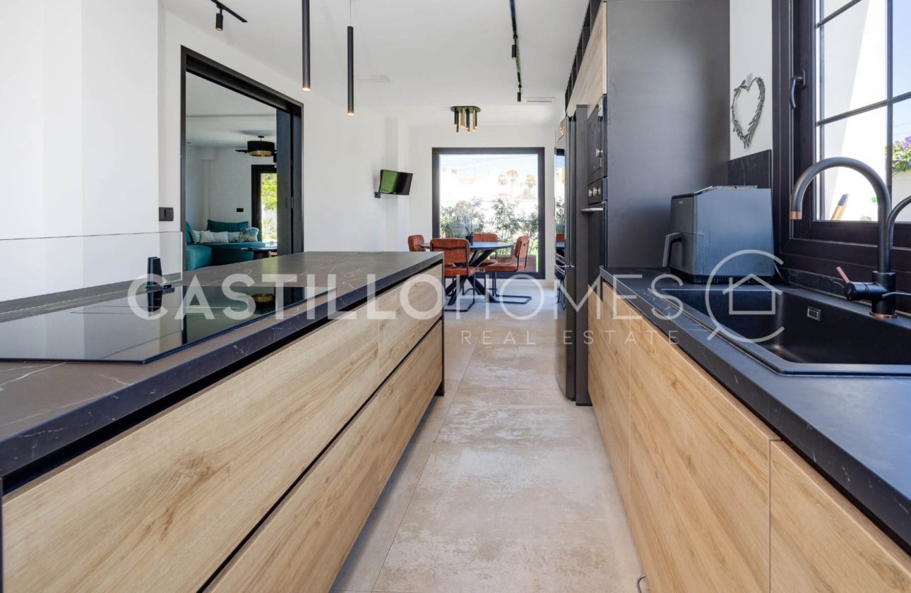 Resale - Villa - Torrevieja - Torreta Florida