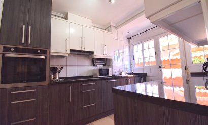 Resale - Villa - Orihuela Costa - Playa Flamenca