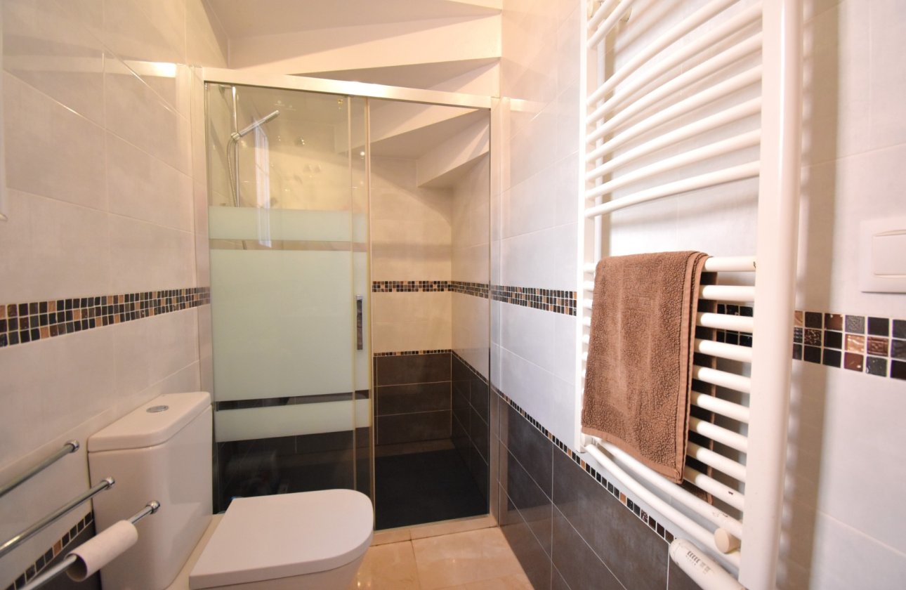 Resale - Villa - Orihuela Costa - Playa Flamenca