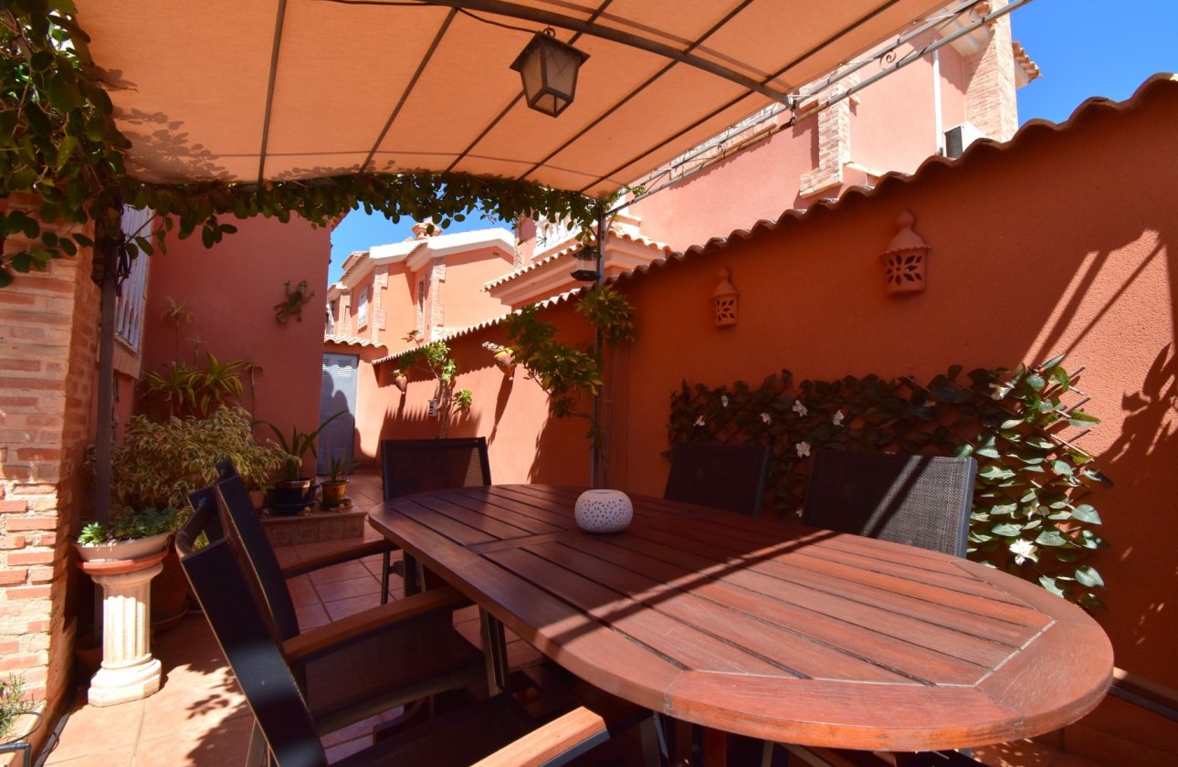 Resale - Villa - Orihuela Costa - Playa Flamenca