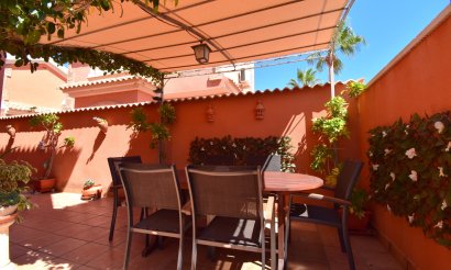Resale - Villa - Orihuela Costa - Playa Flamenca
