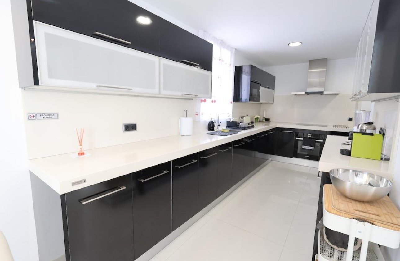 Resale - Villa - Cabo Roig - Costa blanca