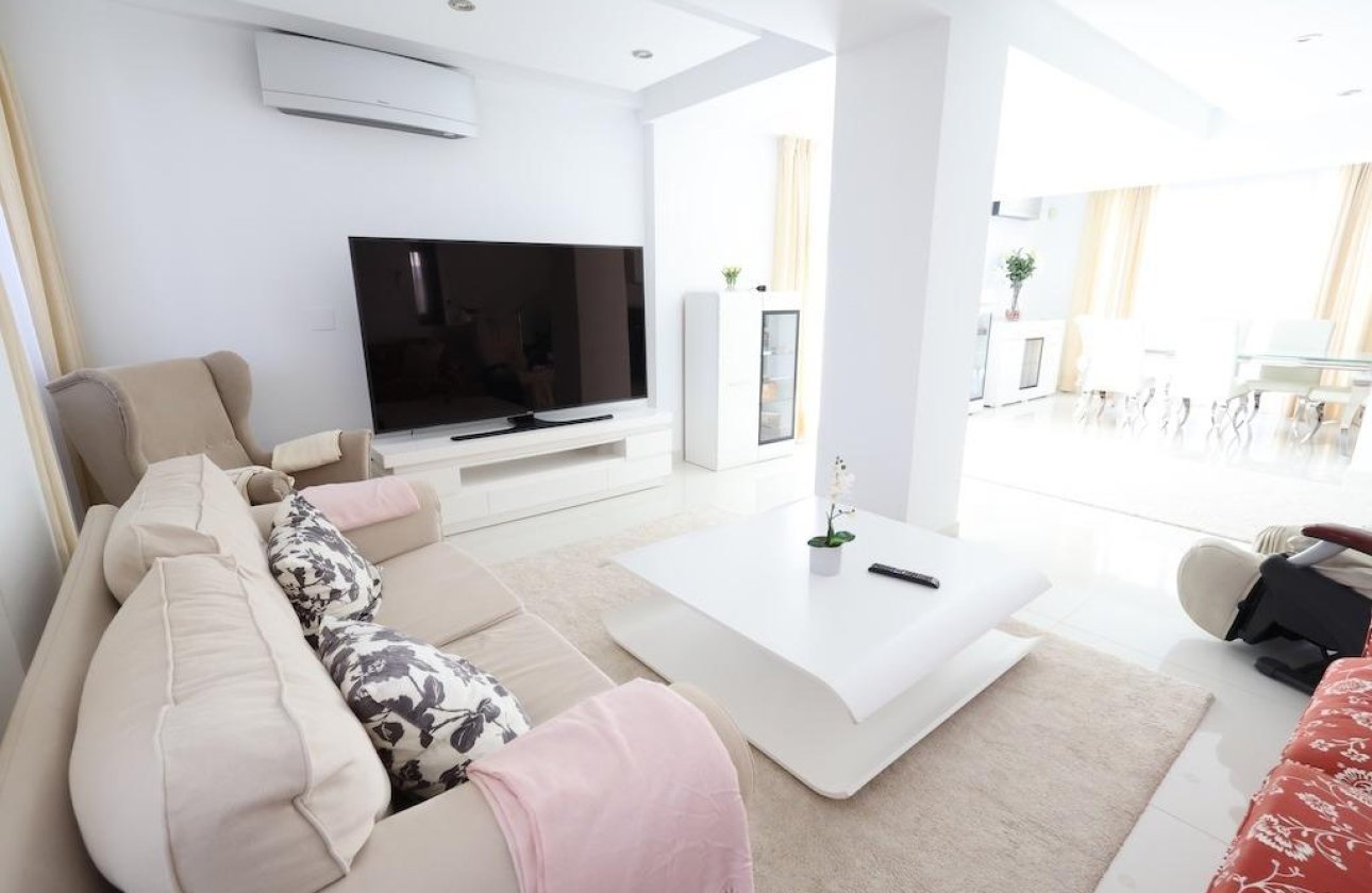 Resale - Villa - Cabo Roig - Costa blanca