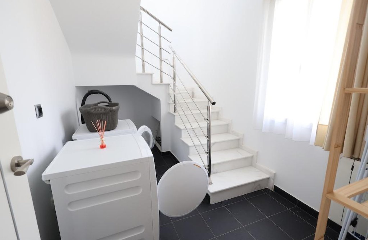 Resale - Villa - Cabo Roig - Costa blanca