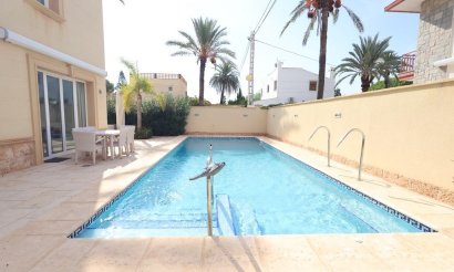 Resale - Villa - Cabo Roig - Costa blanca