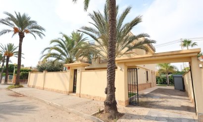Resale - Villa - Cabo Roig - Costa blanca