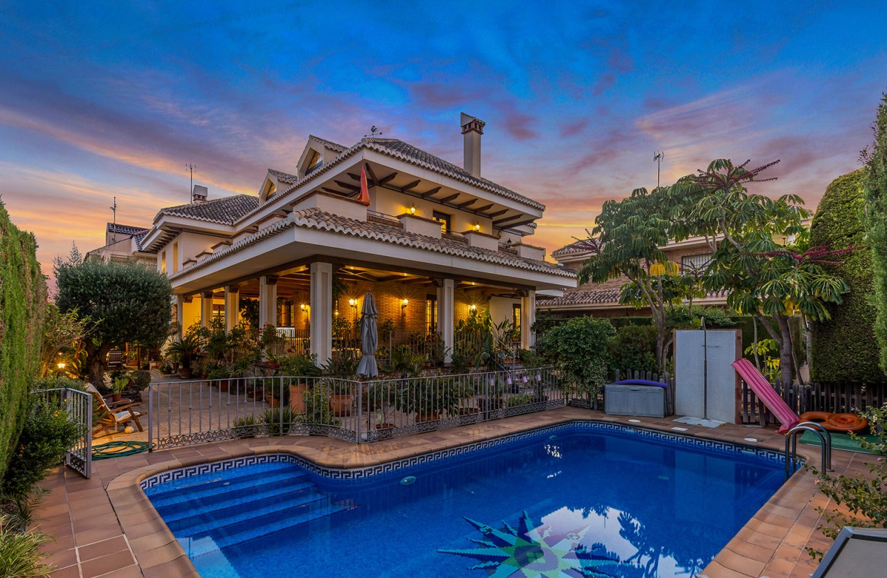 Resale - Villa - Torrevieja - La Veleta