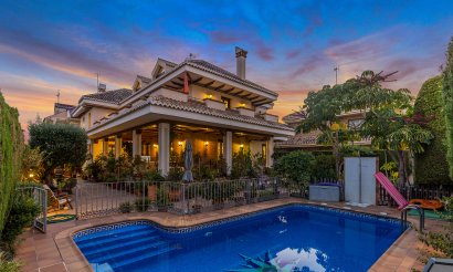 Resale - Villa - Torrevieja - La Veleta