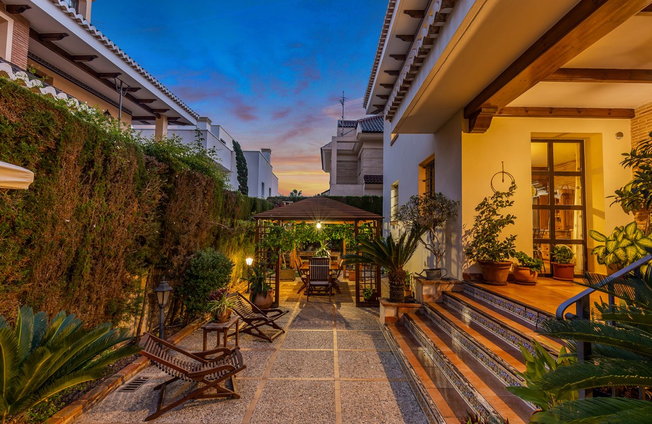 Resale - Villa - Torrevieja - La Veleta