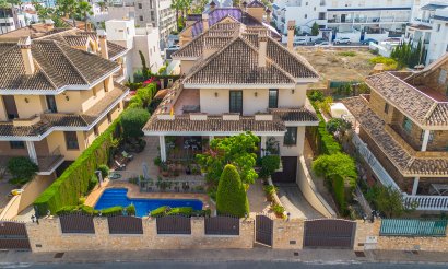 Resale - Villa - Torrevieja - La Veleta