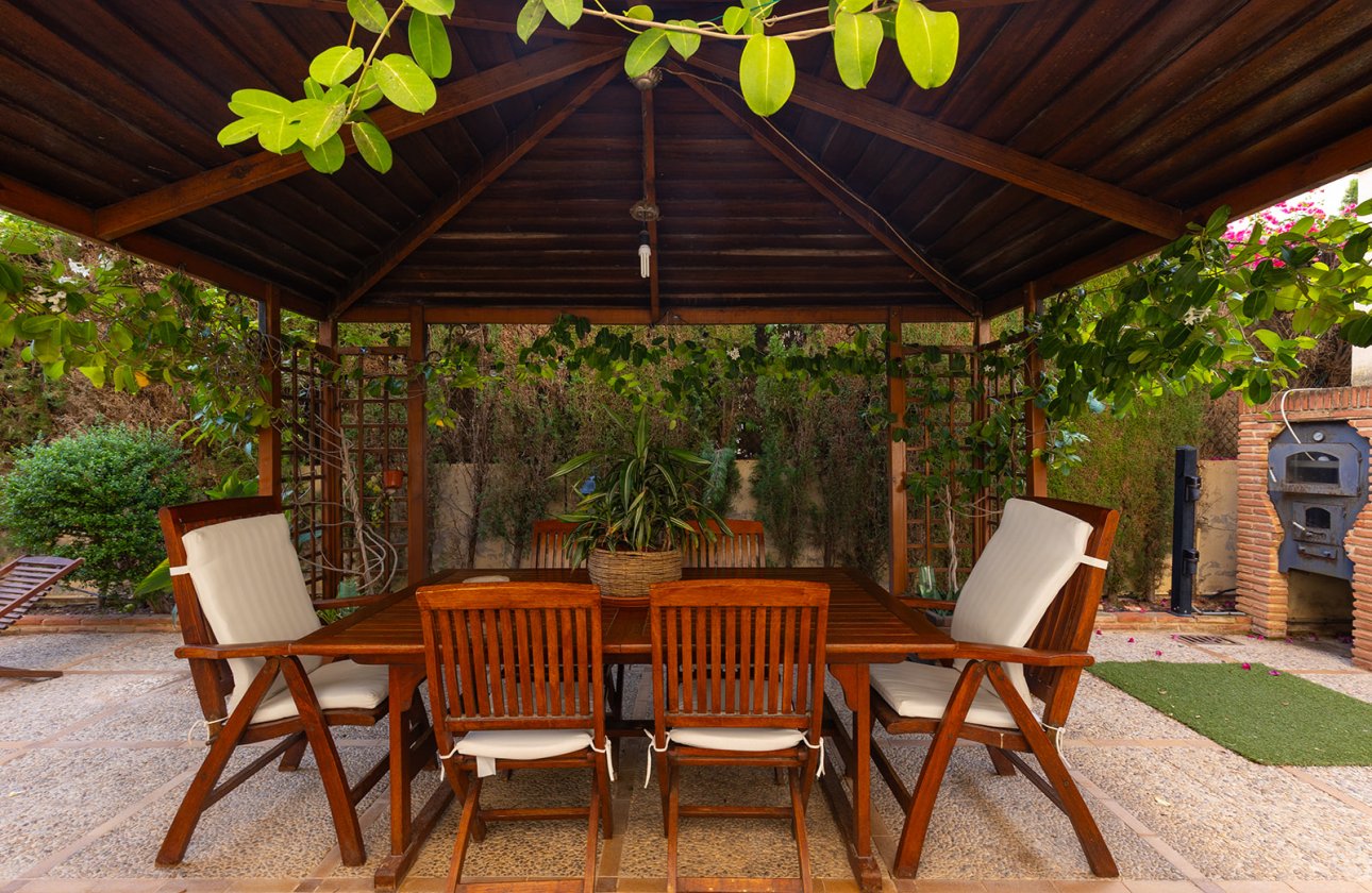 Resale - Villa - Torrevieja - La Veleta