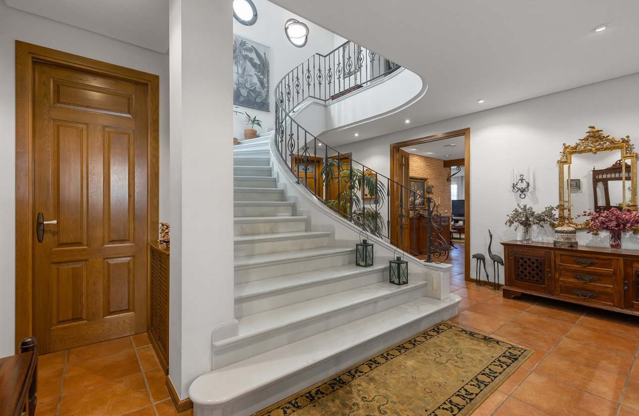 Resale - Villa - Torrevieja - La Veleta