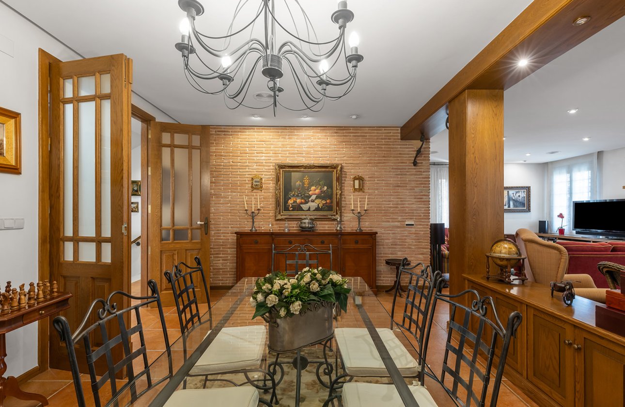 Resale - Villa - Torrevieja - La Veleta