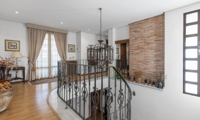 Resale - Villa - Torrevieja - La Veleta