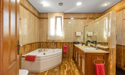 Resale - Villa - Torrevieja - La Veleta