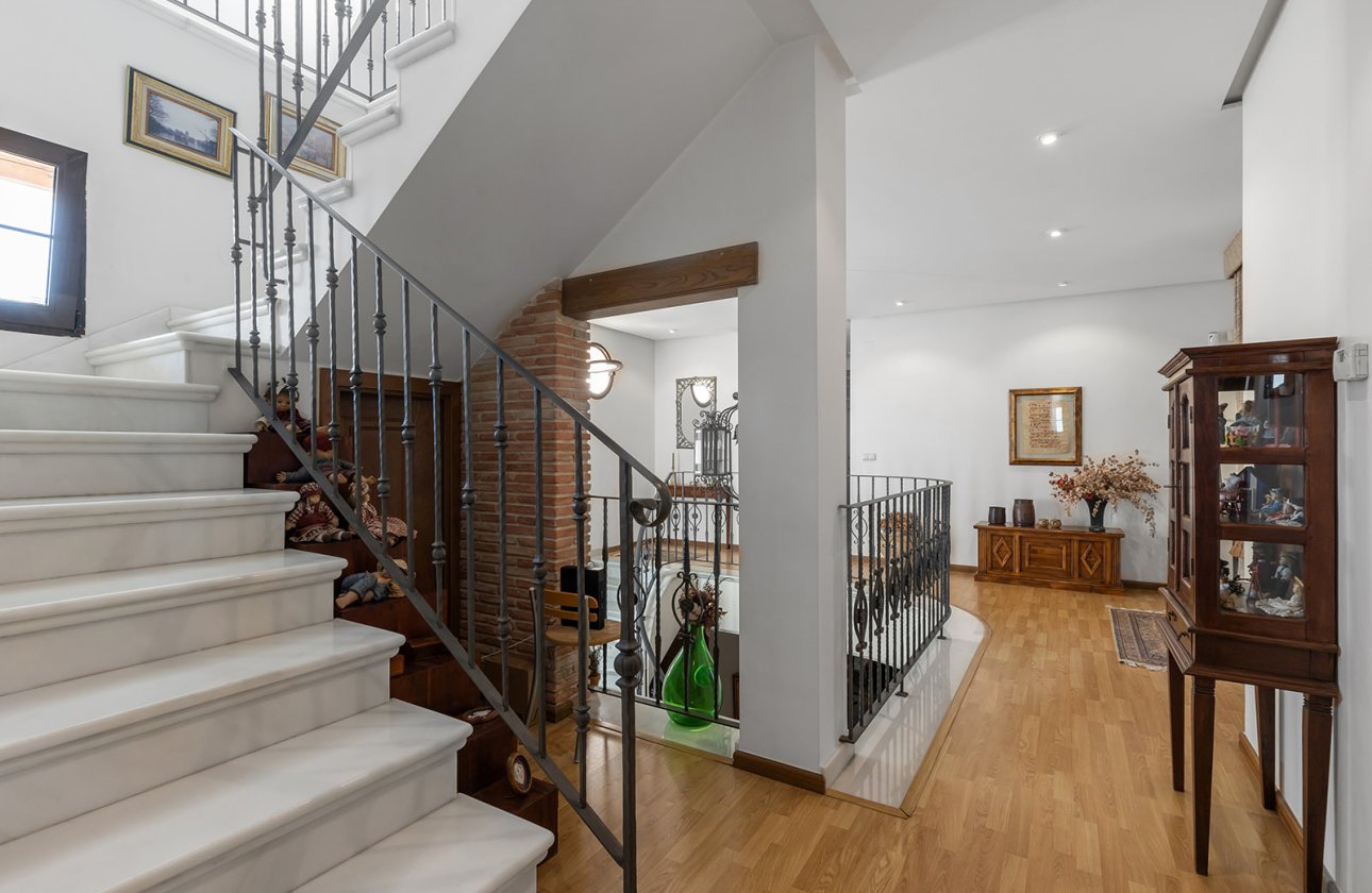 Resale - Villa - Torrevieja - La Veleta