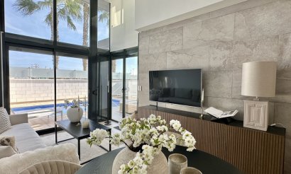 Resale - Villa - Orihuela Costa - Lomas de Cabo Roig