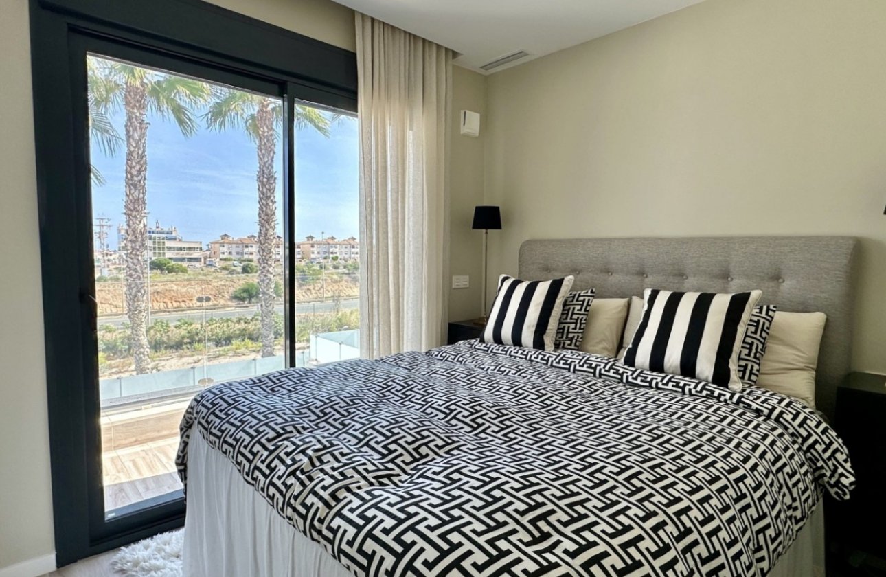 Resale - Villa - Orihuela Costa - Lomas de Cabo Roig