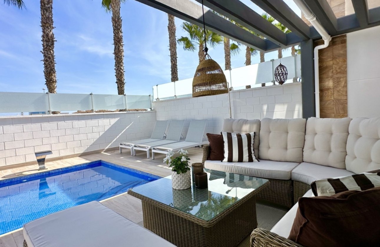 Resale - Villa - Orihuela Costa - Lomas de Cabo Roig