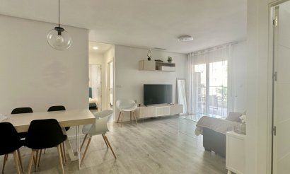 Resale - Apartment / flat - Orihuela Costa - Villamartín