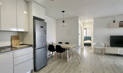 Resale - Apartment / flat - Orihuela Costa - Villamartín