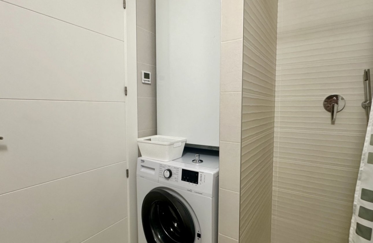 Resale - Apartment / flat - Orihuela Costa - Villamartín