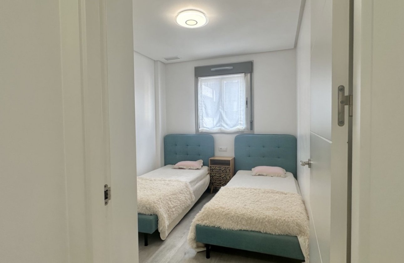 Resale - Apartment / flat - Orihuela Costa - Villamartín