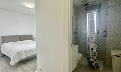 Resale - Apartment / flat - Orihuela Costa - Villamartín