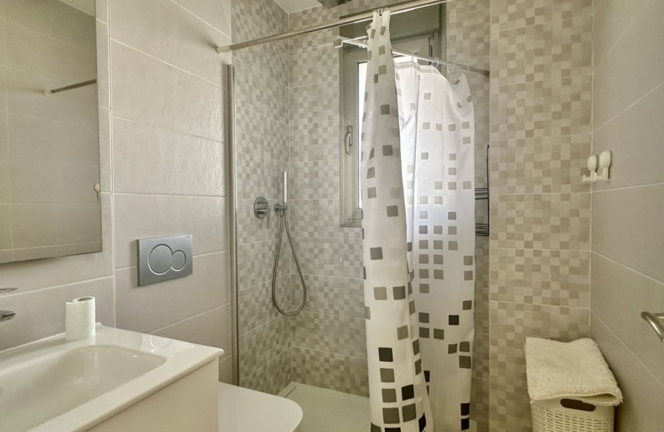 Resale - Apartment / flat - Orihuela Costa - Villamartín