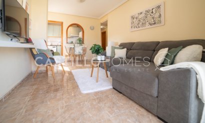 Resale - Apartment / flat - Torrevieja - Centro