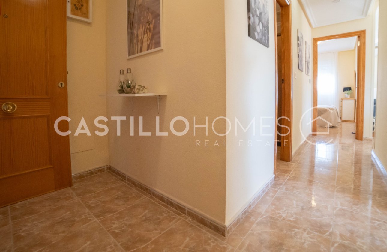 Resale - Apartment / flat - Torrevieja - Centro