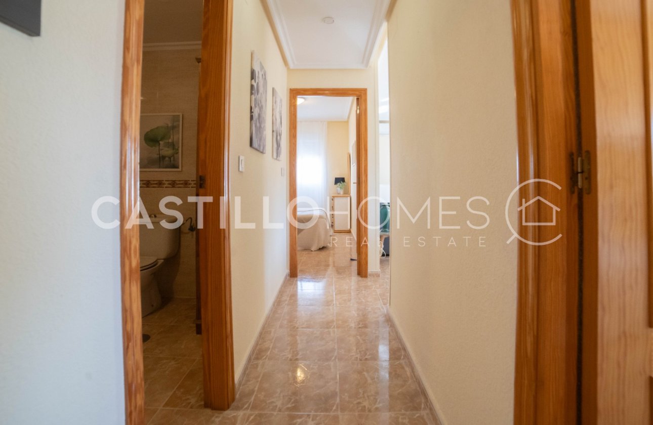 Resale - Apartment / flat - Torrevieja - Centro
