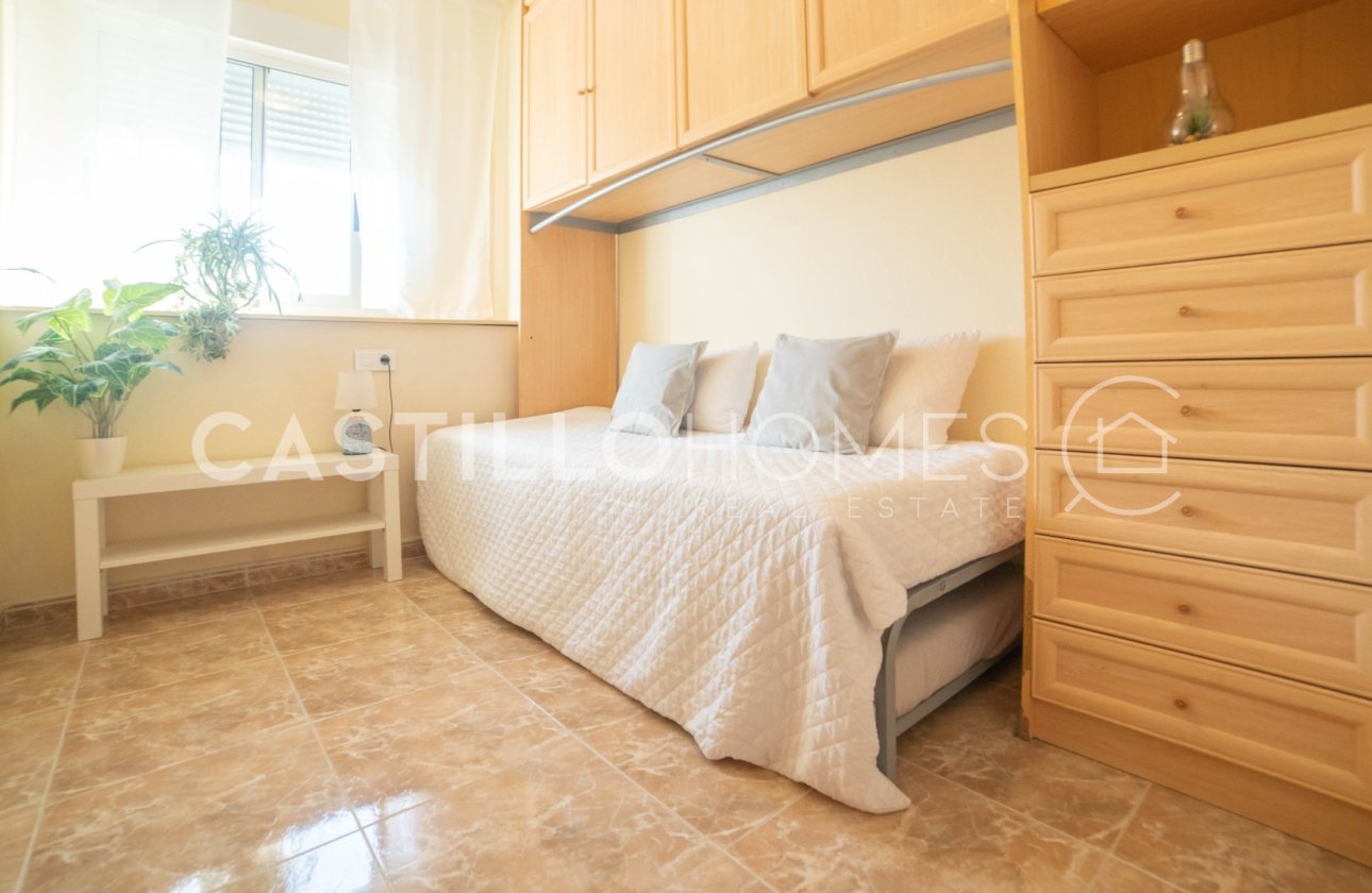 Resale - Apartment / flat - Torrevieja - Centro