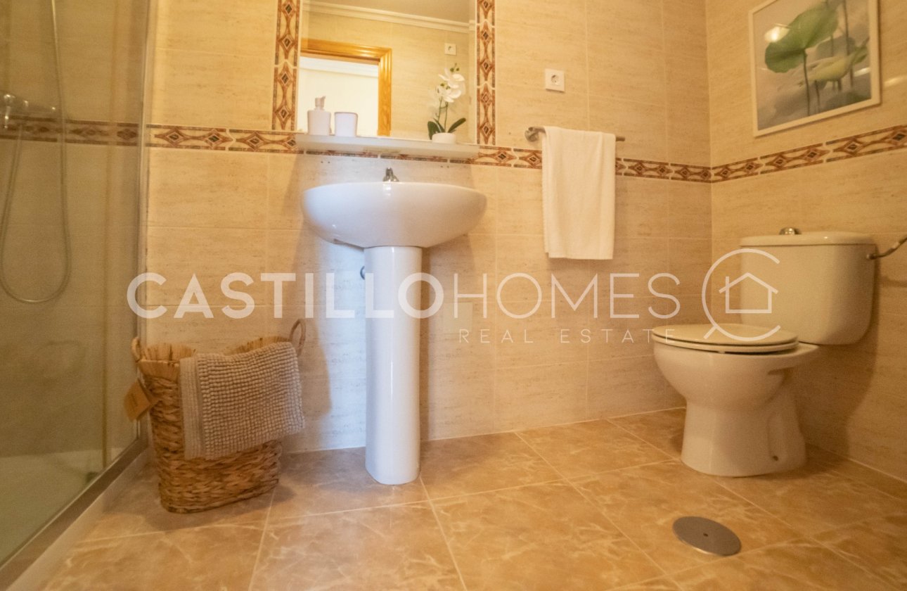 Resale - Apartment / flat - Torrevieja - Centro