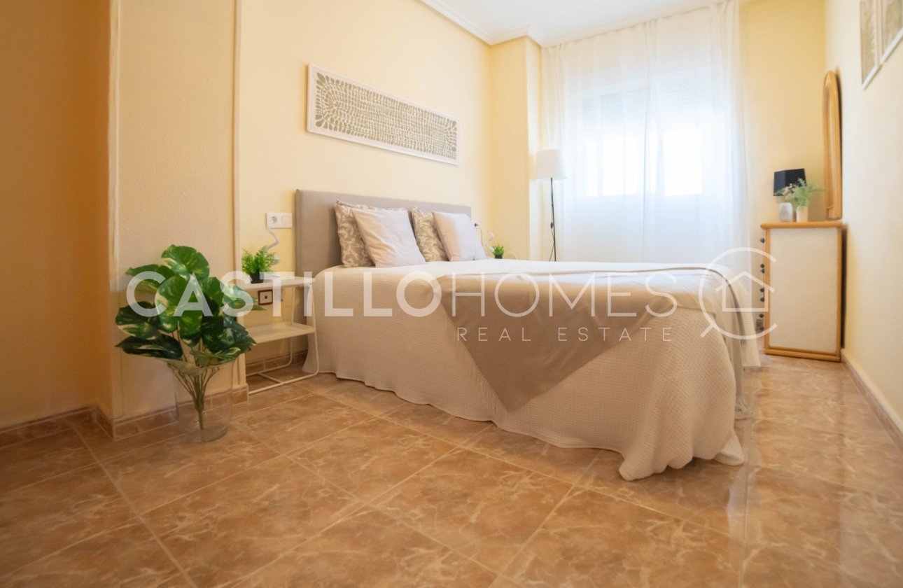 Resale - Apartment / flat - Torrevieja - Centro