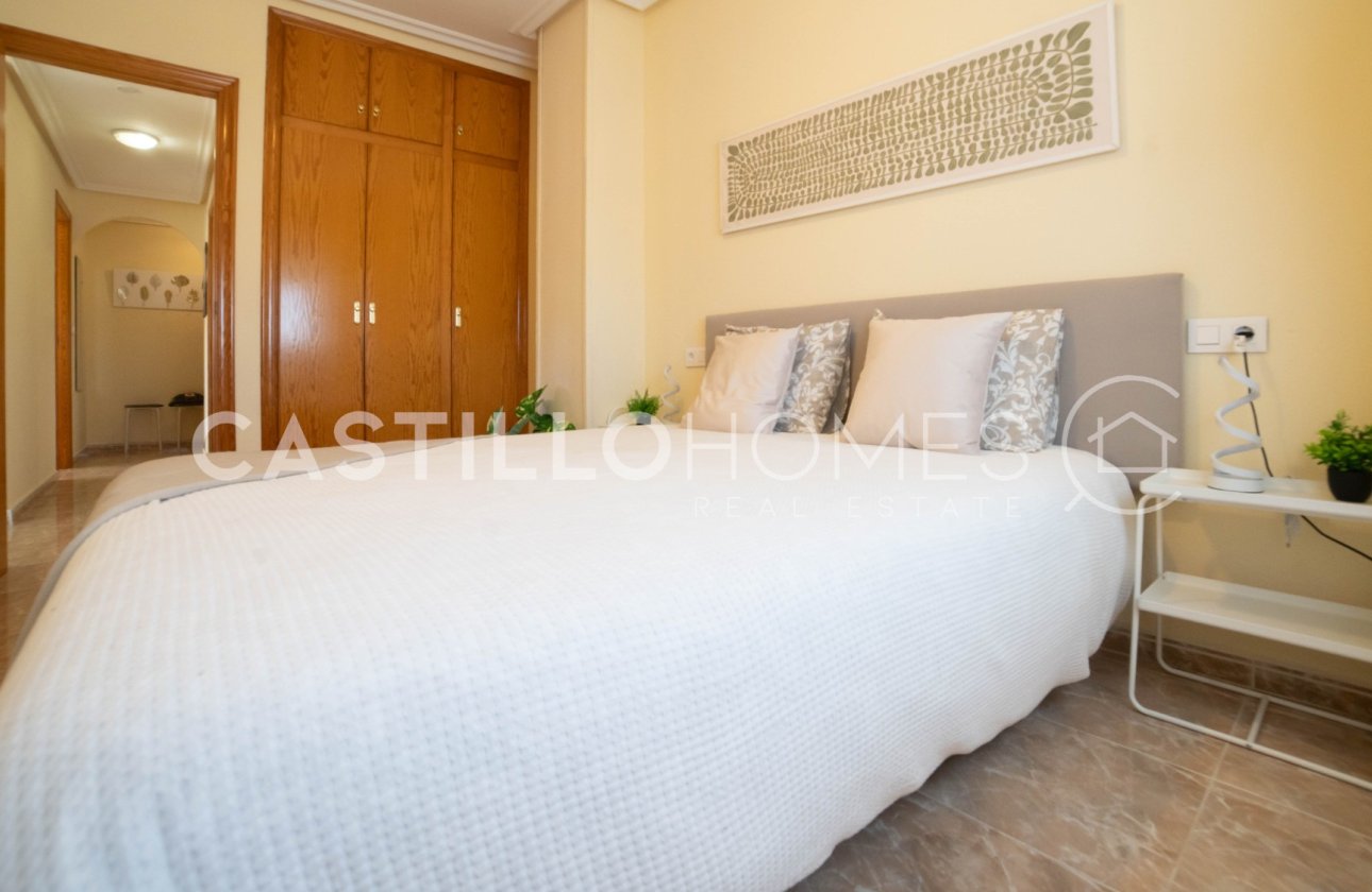 Resale - Apartment / flat - Torrevieja - Centro