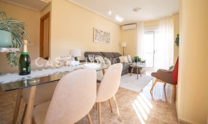 Resale - Apartment / flat - Torrevieja - Centro