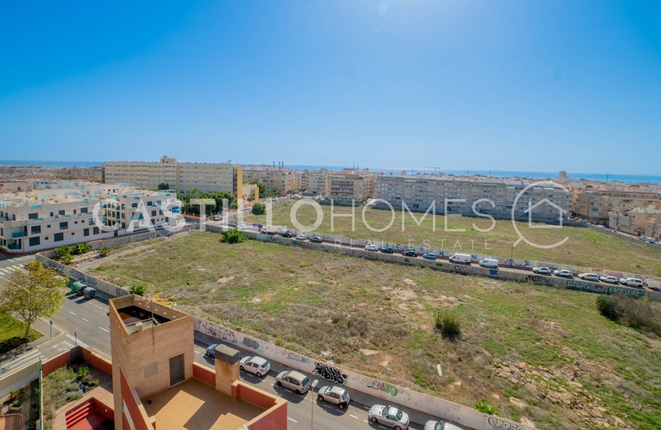 Resale - Apartment / flat - Torrevieja - Centro