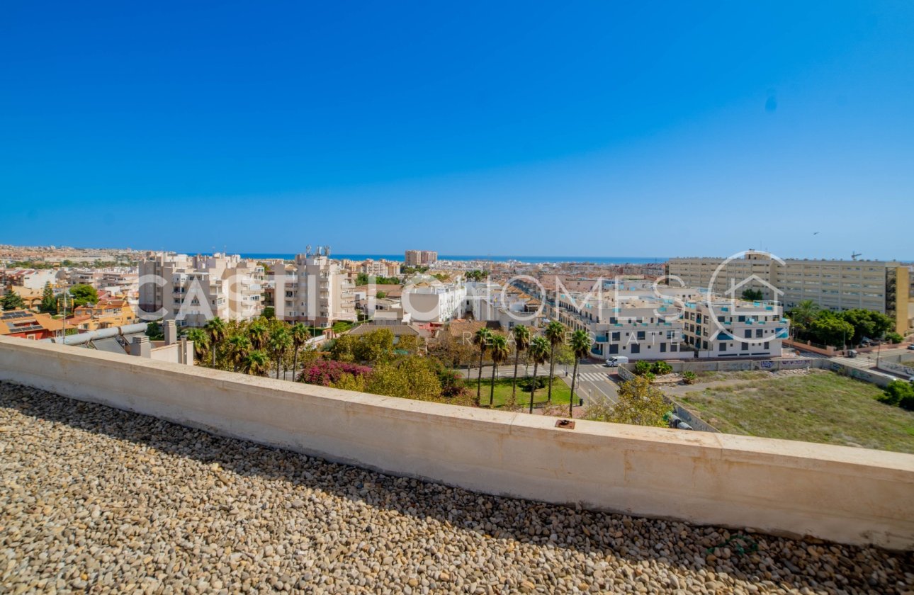 Resale - Apartment / flat - Torrevieja - Centro