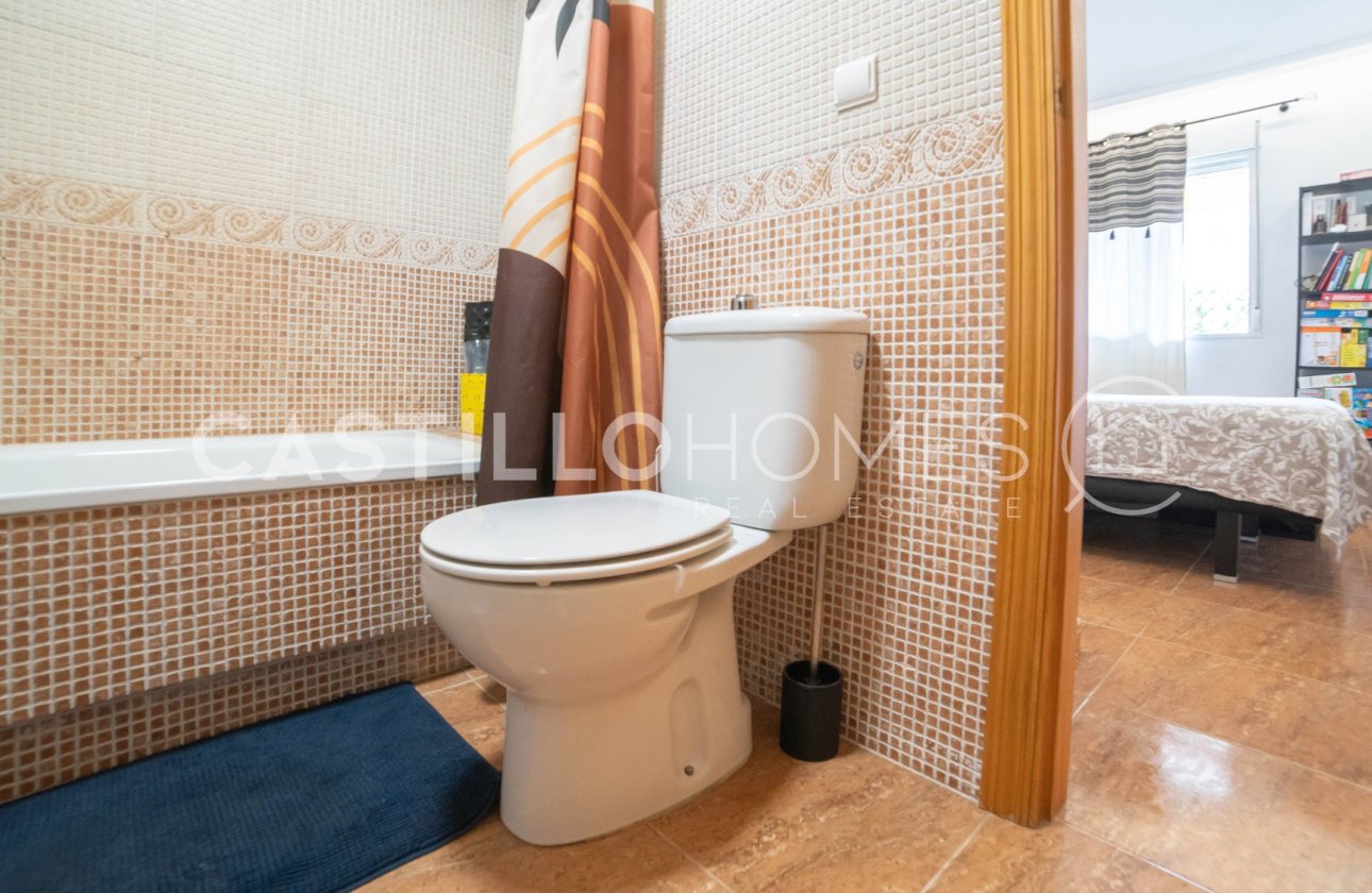 Resale - Apartment / flat - Torrevieja - Sector 25