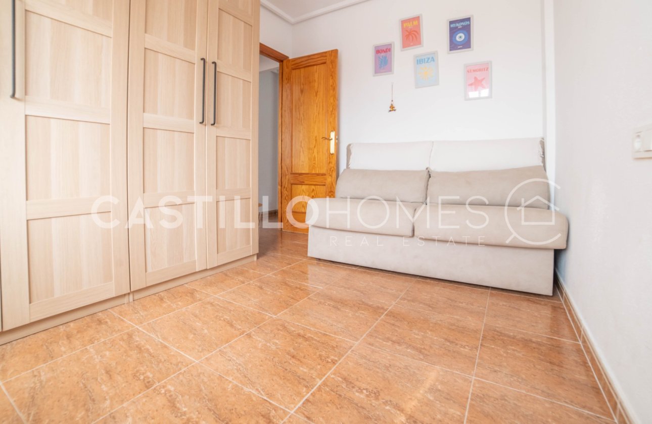 Resale - Apartment / flat - Torrevieja - Sector 25