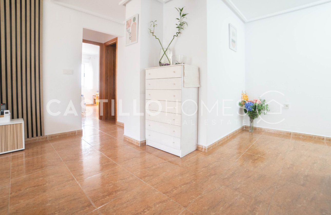 Resale - Apartment / flat - Torrevieja - Sector 25