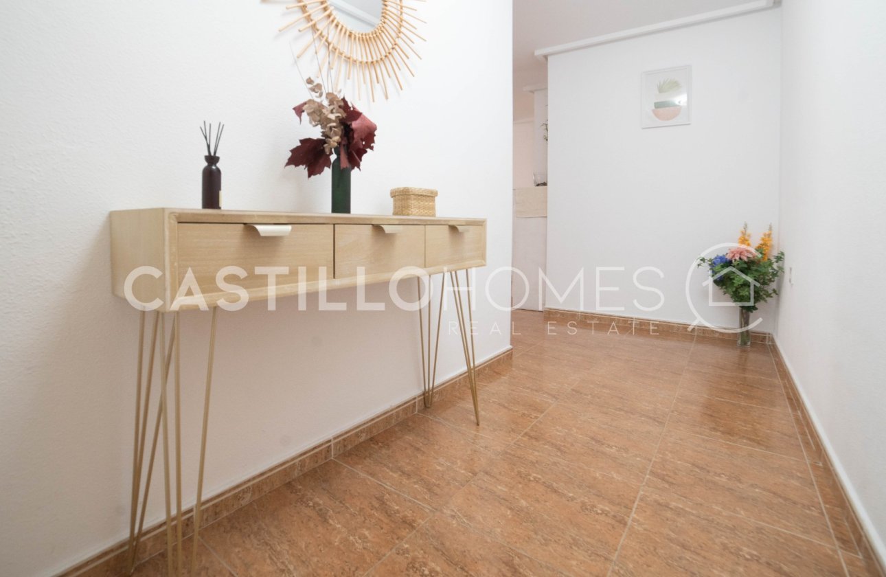 Resale - Apartment / flat - Torrevieja - Sector 25