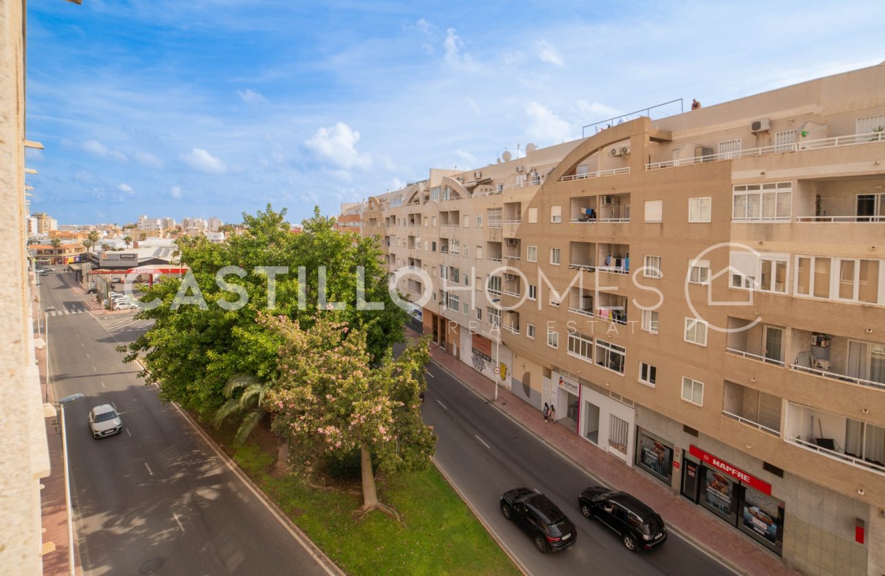 Resale - Apartment / flat - Torrevieja - Sector 25